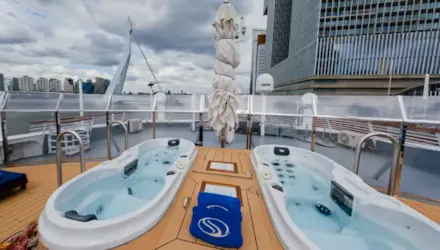 a.whirpools op de Seadream 2